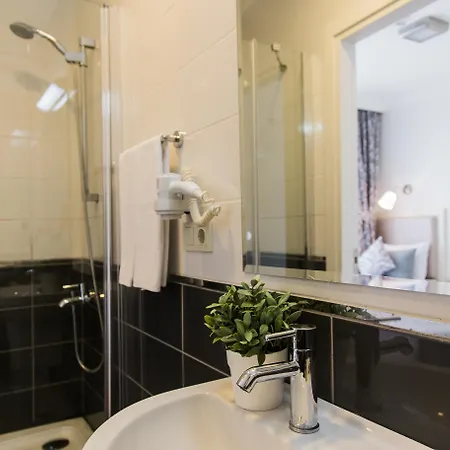 Hotel The House Of Tulpan 3*