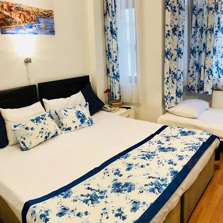 Hotel The House Of Tulpan 3*