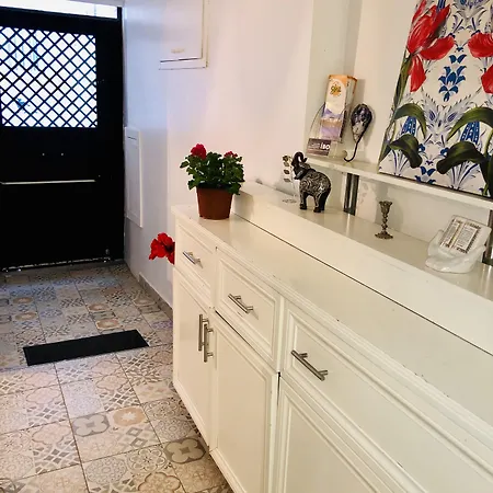 Hotel The House Of Tulpan 3*