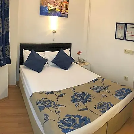 The House Of Tulpan Hotel 3*